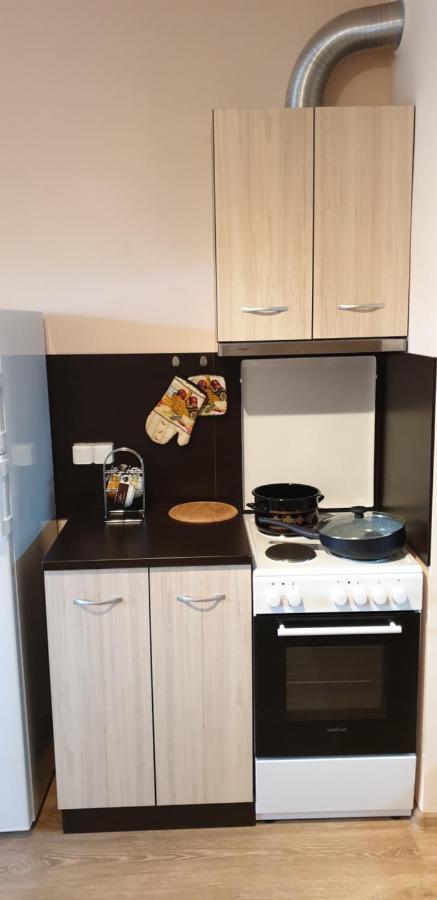 Family Holiday Apartments Breez 1 Warna Exterior foto
