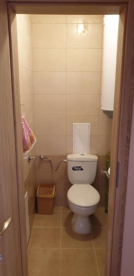 Family Holiday Apartments Breez 1 Warna Exterior foto